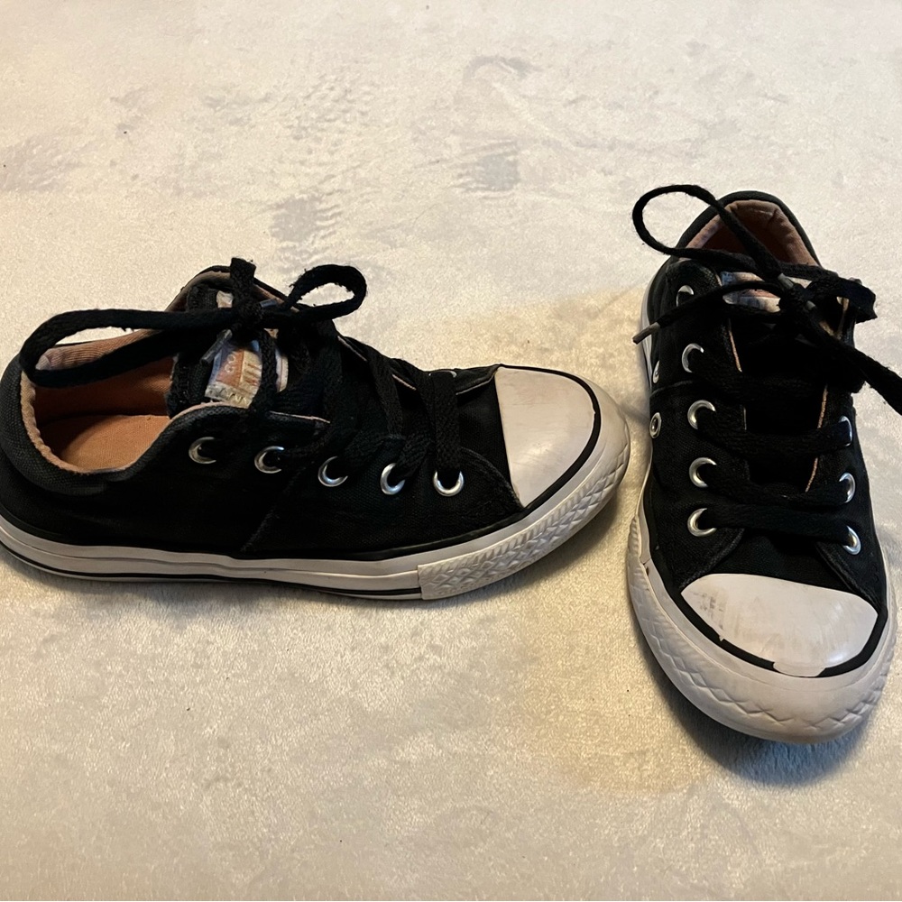 Converse All Stars - Picture 1 of 5